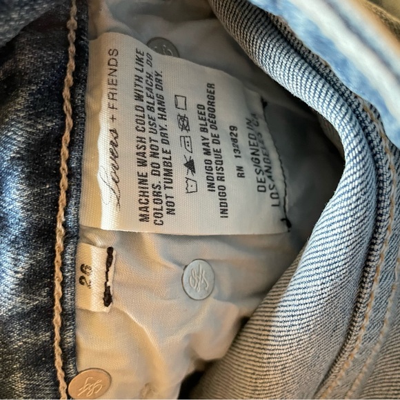 Logan Jeans in Blue Heights
Lovers and Friends, Size 26 - Picture 5 of 6